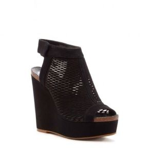 Vince Camuto wedges